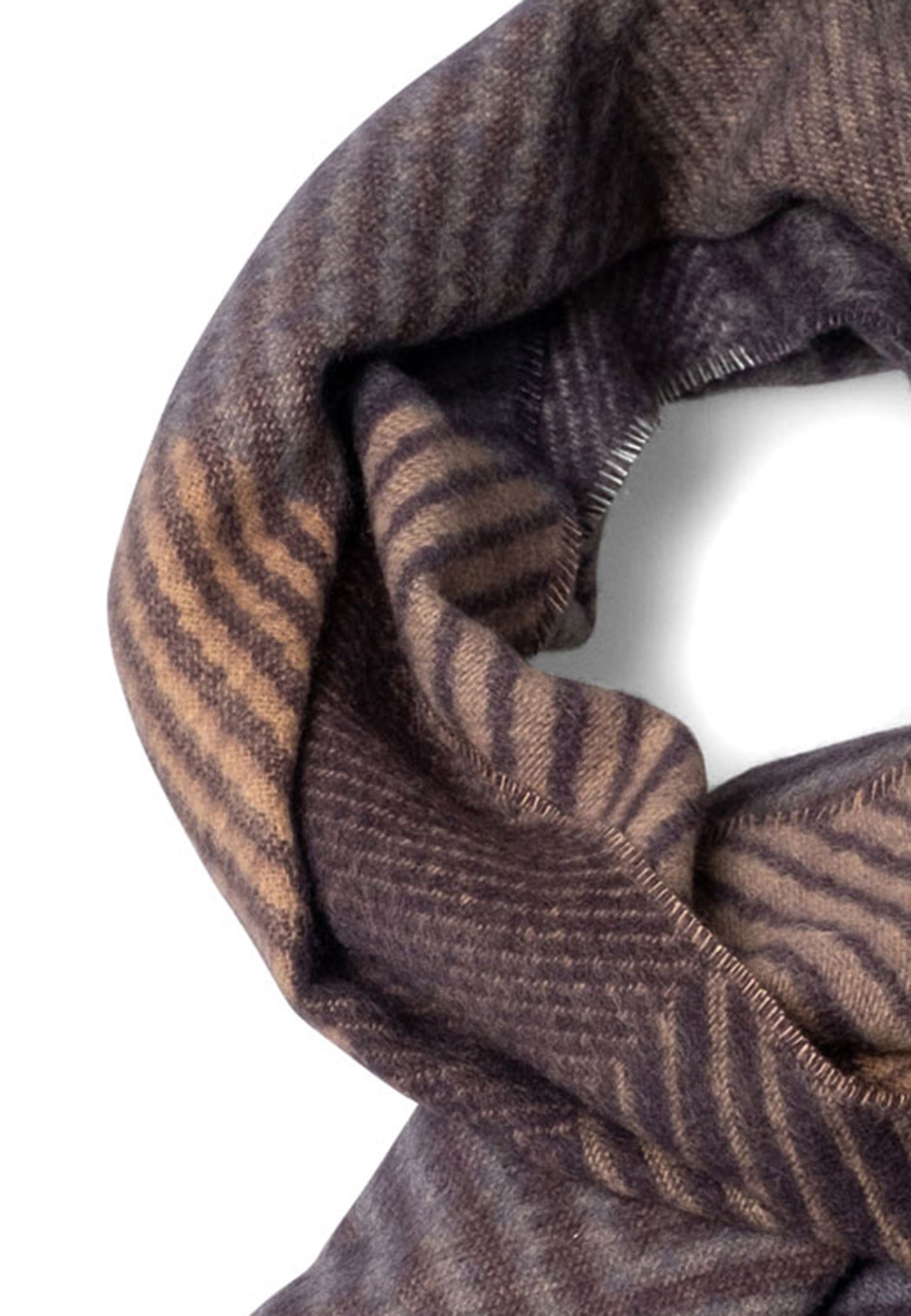 Fynch-Hatton - Mens Scarf - Herring Bone Chek - Navy 685 - Wildvine Clothing, Spalding, Lincolnshire