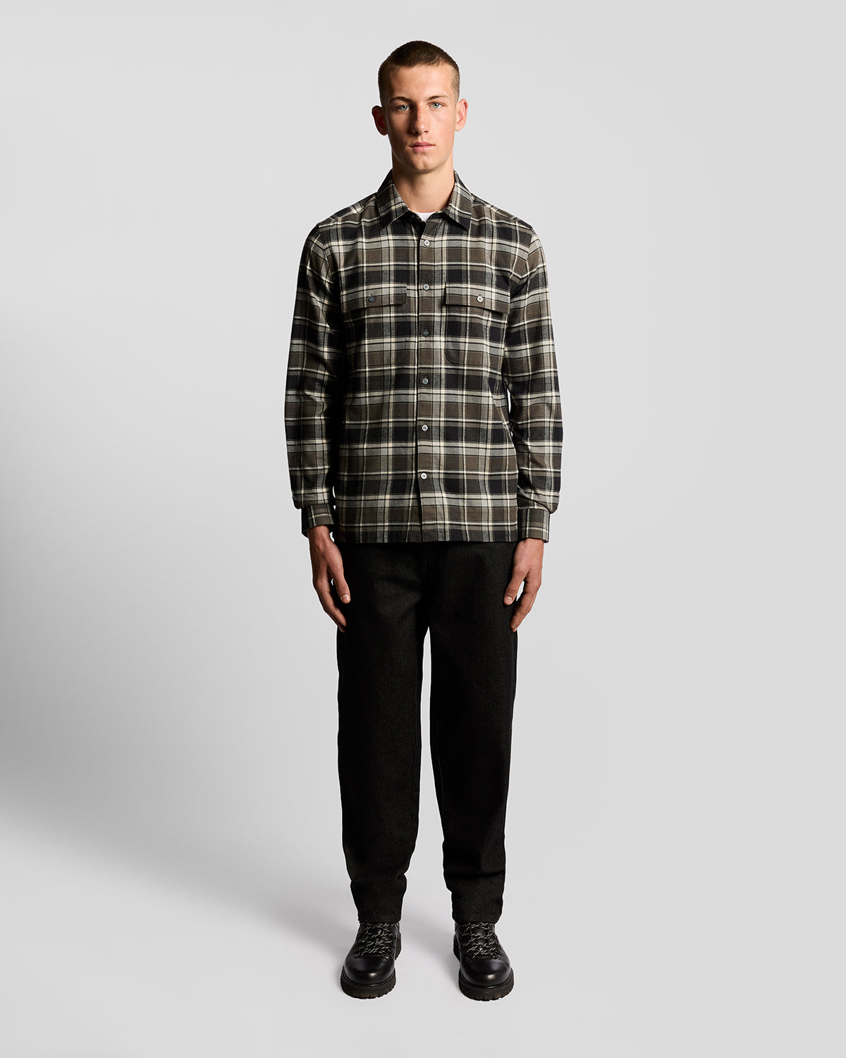 Lyle & Scott - Mens Brushed Cotton Check Shirt - Jet Black/ Limestone Y063 - Wildvine Clothing, Spalding, Lincolnshire