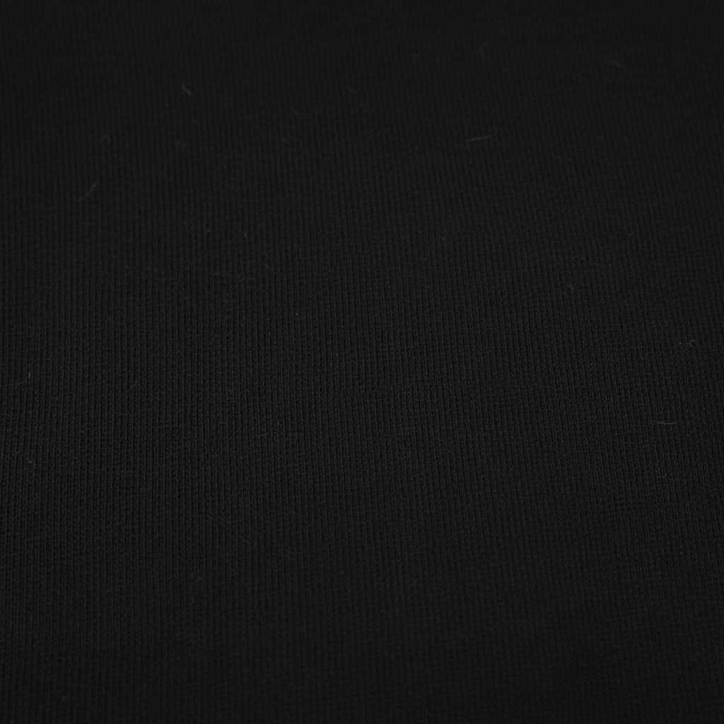 WILDVINE Clothing Co. Lyle & Scott black superfine knitted fabric texture close-up